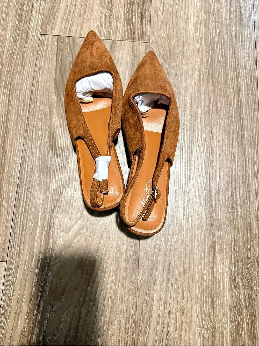 Pointed Toe Slingback Flats in Brown Like New